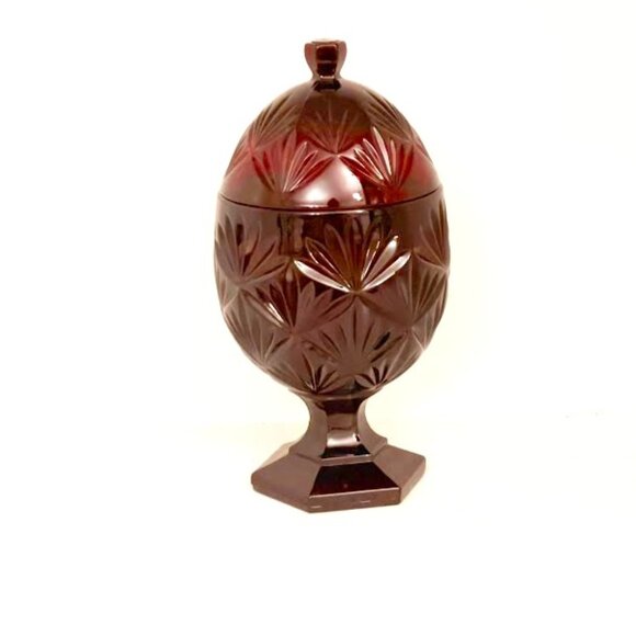 French Red Pedestal Egg-shaped Candy Dish, Ruby Red Candy Dish, Luminarc France - Picture 5 of 12